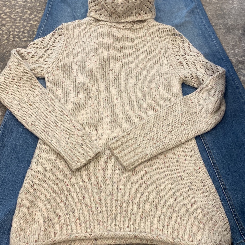 ANTHROPOLOGY KIMCHI & BLUE GORGEOUS COWL NECK SWEATER WITH DETAILS - Picture 7 of 16